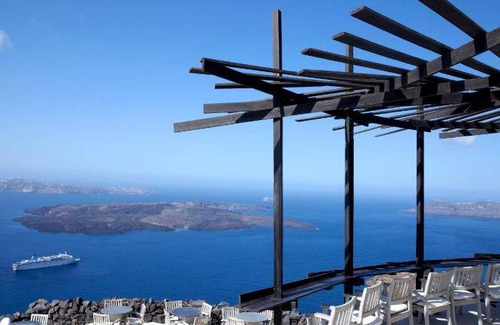 Imerovigli Resort | 75 m² Resort ∙ 2 bedrooms ∙ 127 guests