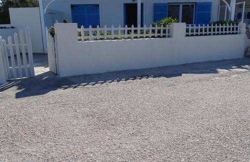 Monolithos House | 85 m² House ∙ 3 bedrooms ∙ 6 guests