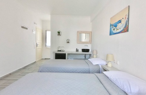 Perissa House | Anny Studios Perissa Beach