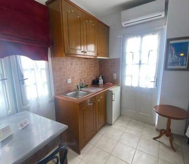 Akrotiri Apartment | Apartment ∙ 4 guests