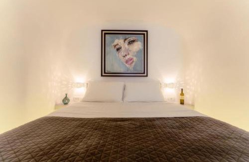 Megalochori Apartment | Argy's Luxury Caves