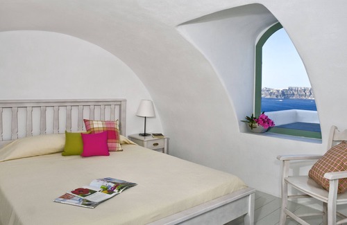 Akrotiri House | Aura Marina Apartments Santorini