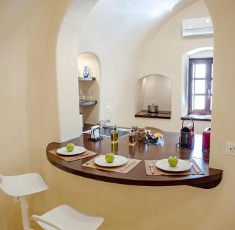 Finikia Villa | Azalea Houses Cave Villa