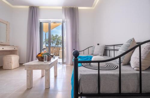 Perivolos Apartment | Cyclops Beach Apartments