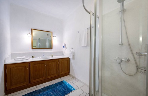 Oia Villa | Deluxe Santorini Villa | Villa Romantic.