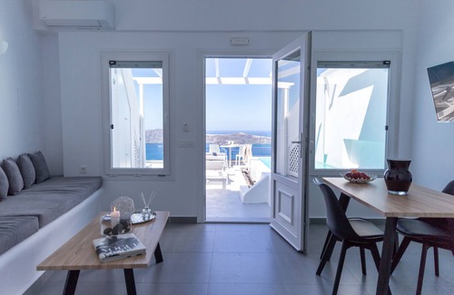 Imerovigli House | Dreaming View Suites
