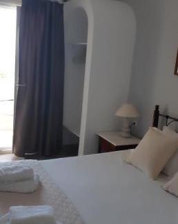 Karterados Apartment | Emmanouela Studios & Villas