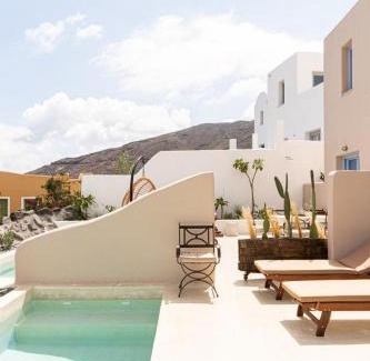 Finikia Villa | Exclusive Santorini Villa 3 Bedroom Villa Private Jetted Pool Sea & Phenomenal Sunset View Finikia