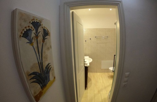 Akrotiri Hotel | Hotel Mathios Village