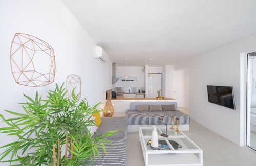 Imerovigli Apartment | Infinite Blue Luxury Suites
