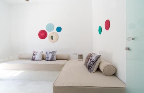 Vothon Villa | LAGADI SUITES by K&K