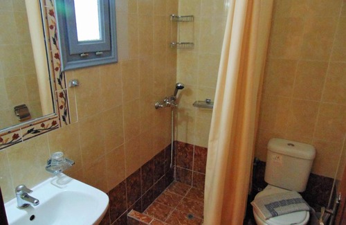 Karterados Apartment | Lefteris Houses