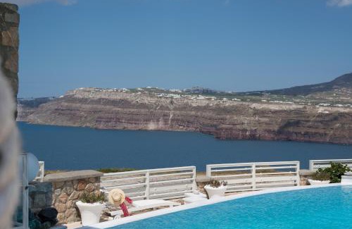 Akrotiri Villa | Michaela Residence