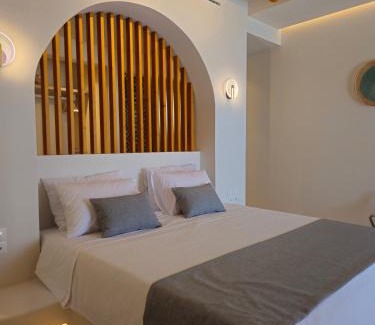 Fira Apartment | Moonlight Apartments & Suites