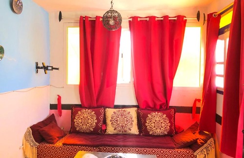 Tamrhakht House | Movera