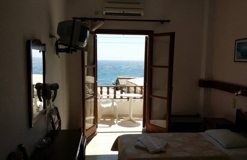 Kamari House | Ocean View