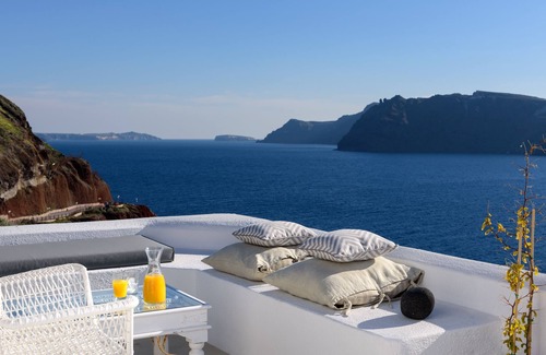 Oia Villa | Ode Villa Junior Sunset Suite
