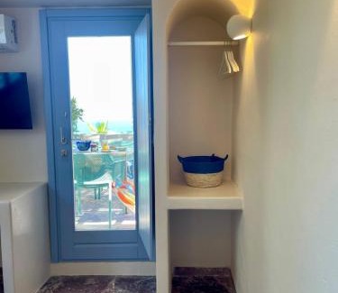 Finikia Villa | Okeanos Suites 3, Sea & Garden View