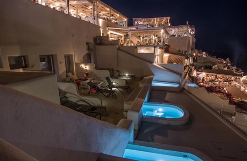 Fira House | On the Cliff Suites