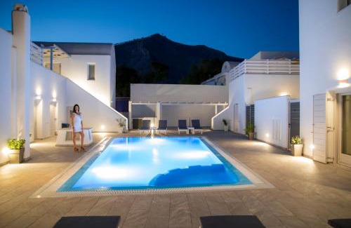 Perissa Bed & Breakfast | Petra Aqua Villa