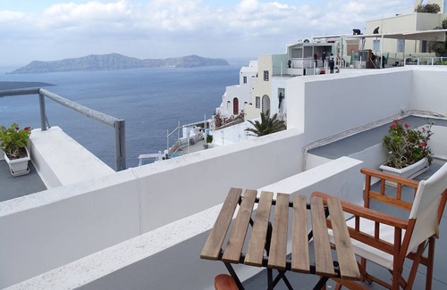 Fira House | Santo Riviera House – Fira, Luxury Apartment