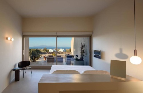 Finikia Hotel | Santopaz Suites