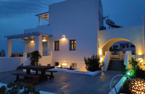 Kamari Villa | Santoxenia luxury villa