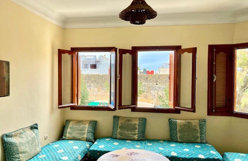 Asilah Apartment | soleado apartamento al lado de la preciosa medina , a 3 minutos de la playa andando I