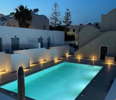 Kamari Apartment | Tarelis Apartments & Studios