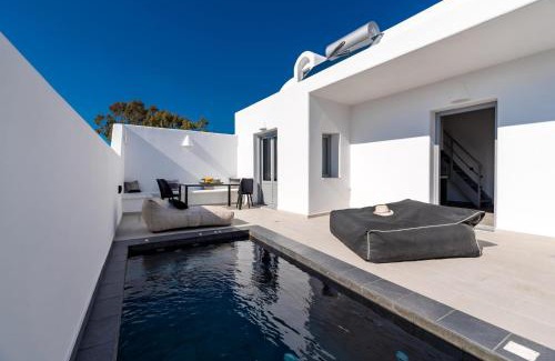 Perissa Villa | Thrilling Santorini Villa Villa Gauche 2 Bedrooms Furnished Sun Terrace With Private Heated Pool Perissa
