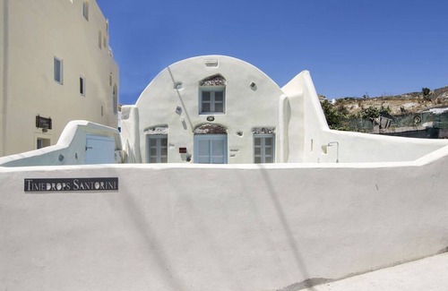 Emporio Villa | Villa Zantine | Emporeio | A Wonderful 1 Bedroom villa Sleeps 3 | Private Pool