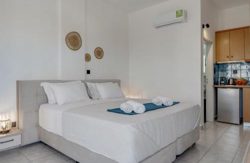 Agios Georgios House | 08 Double room Perivolos beach