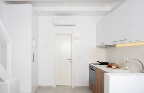 Messaria Apartment | 1 | Suite Deluxe | White Orchid Luxury Suites