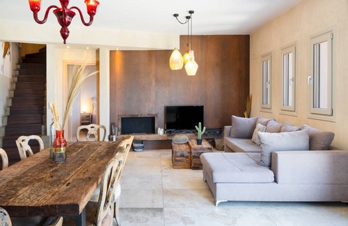 Vourvoulos House | 100 m² House ∙ 2 bedrooms ∙ 6 guests