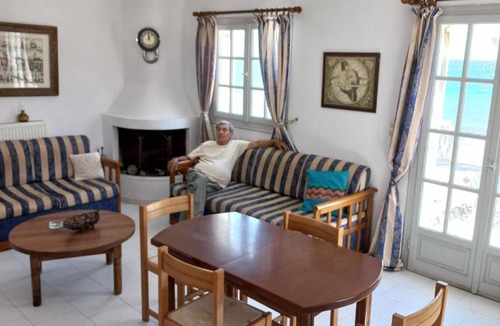 Imerovigli House | 120 m² House ∙ 4 bedrooms ∙ 10 guests