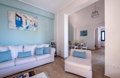 Kamari Villa | 170 m² Villa ∙ 3 bedrooms ∙ 6 guests