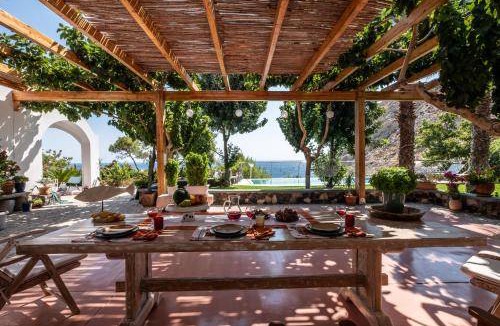 Kamari Villa | 170 m² Villa ∙ 3 bedrooms ∙ 6 guests