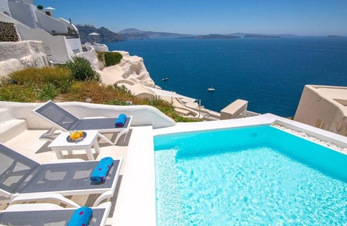 Oia Apartment | 180 m² Serviced apartment ∙ 127 guests