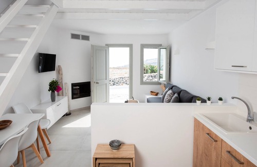 Messaria Apartment | 2 | Apartment Deluxe | White Orchid Luxury Suites