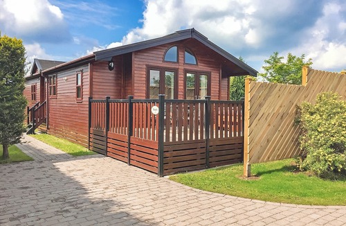 Scawton Ski Chalet | 2 bedroom accommodation in Easingwold