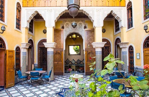 Ain Azlitan Bed & Breakfast | 2 Single Beds, Riad Layalina Fez: Pool, 360° View & Free Secure Parking at Foot