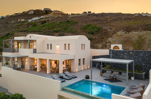 Exo Gonia Villa | 210 m² Villa ∙ 6 bedrooms ∙ 12 guests