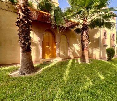 Lalla Takarkoust Villa | 2135 m² Villa ∙ 3 bedrooms ∙ 6 guests