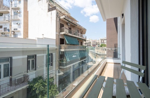 Kypseli Apartment | 2BR Apartment + Rooftop Retreat w/Sauna/Gym