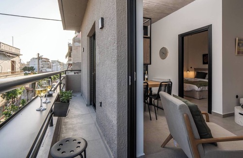 Gazi Apartment | 2BR Suite Apt Acropolis Rooftop Views By Metro
