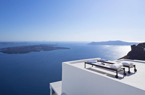 Imerovigli Villa | 3 bedroom villa with amazing views and plunge pool