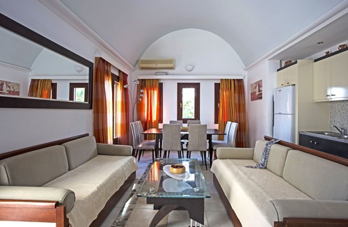 Perissa Villa | 3 Bedrooms Apartment included Car Rental
