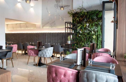 Quartier Des Orangers Hotel | 33 m² Hotel ∙ 127 guests