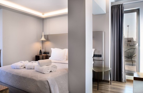 Monastiraki Hotel | 360 Degrees Pop Art Hotel