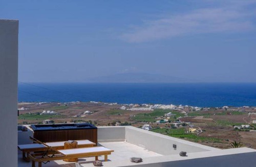 Finikia Apartment | 42 m² Serviced apartment ∙ 3 guests